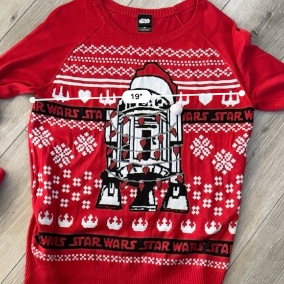 Red Star Wars Holiday Sweater Women’s XL - Picture 2 of 7